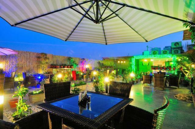 Aman Continental - 2Mins From Railway Station And 5 Mins From Metro Ξενοδοχείο Νέο Δελχί Εξωτερικό φωτογραφία
